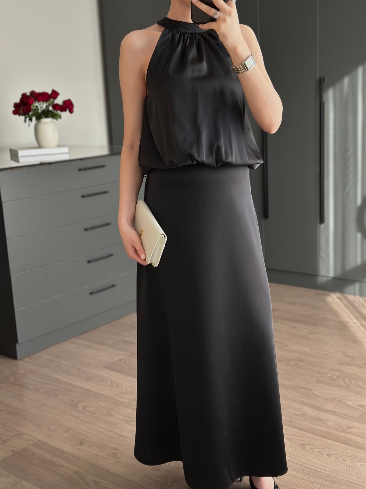HALTER YAKA SATEN ELBİSE