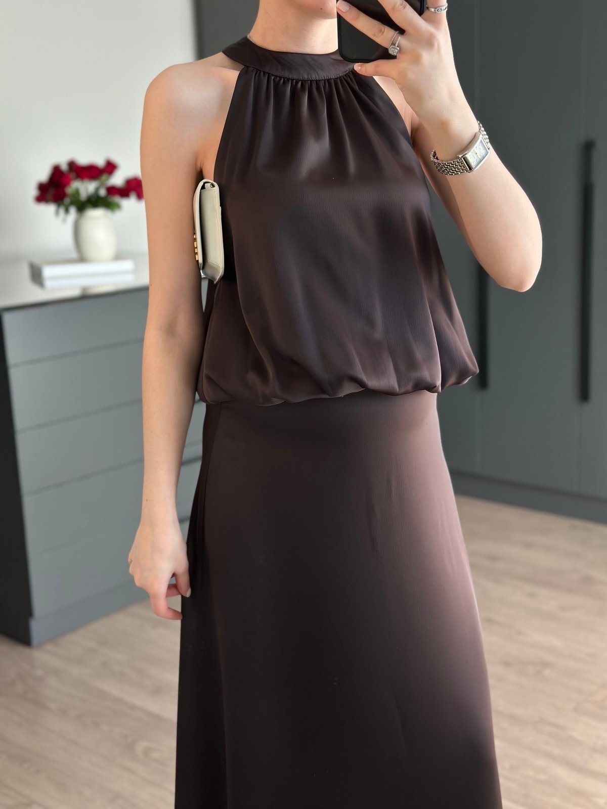 HALTER YAKA SATEN ELBİSE