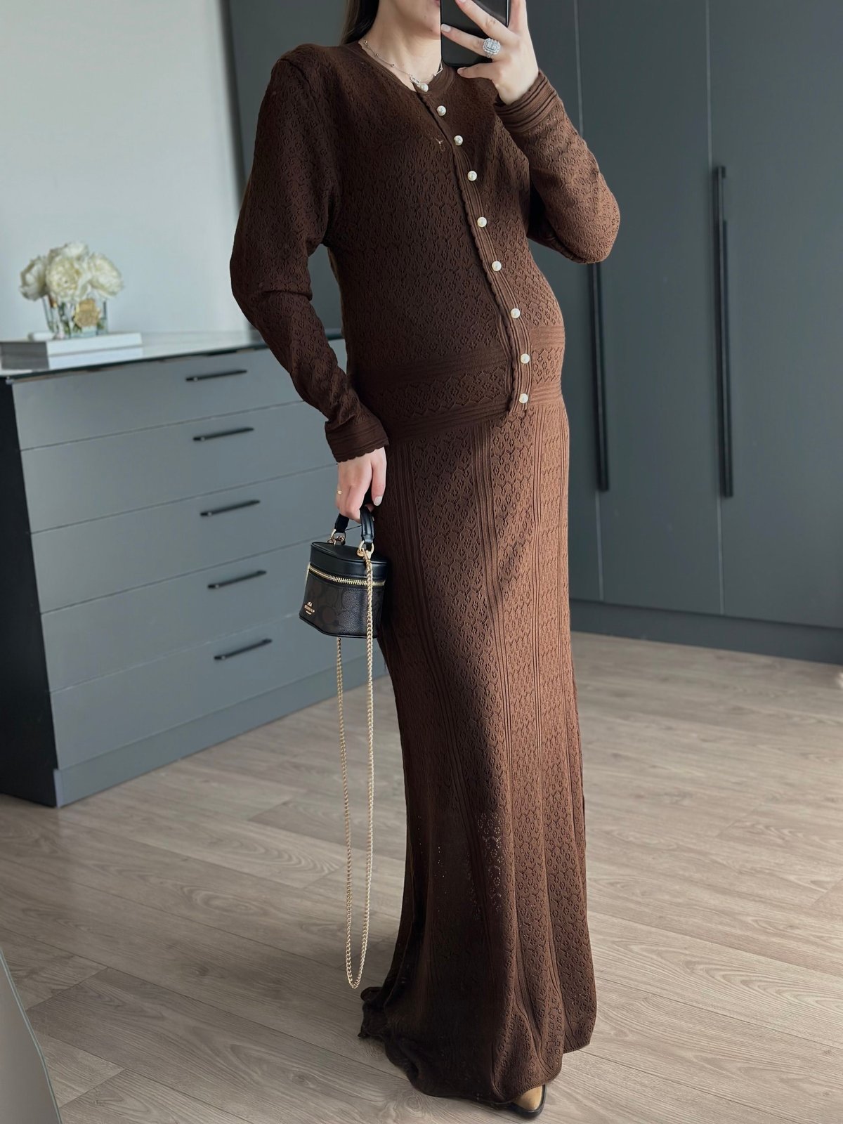 İNCİ DÜĞMELİ DANTEL DETAYLI MAXİ ELBİSE