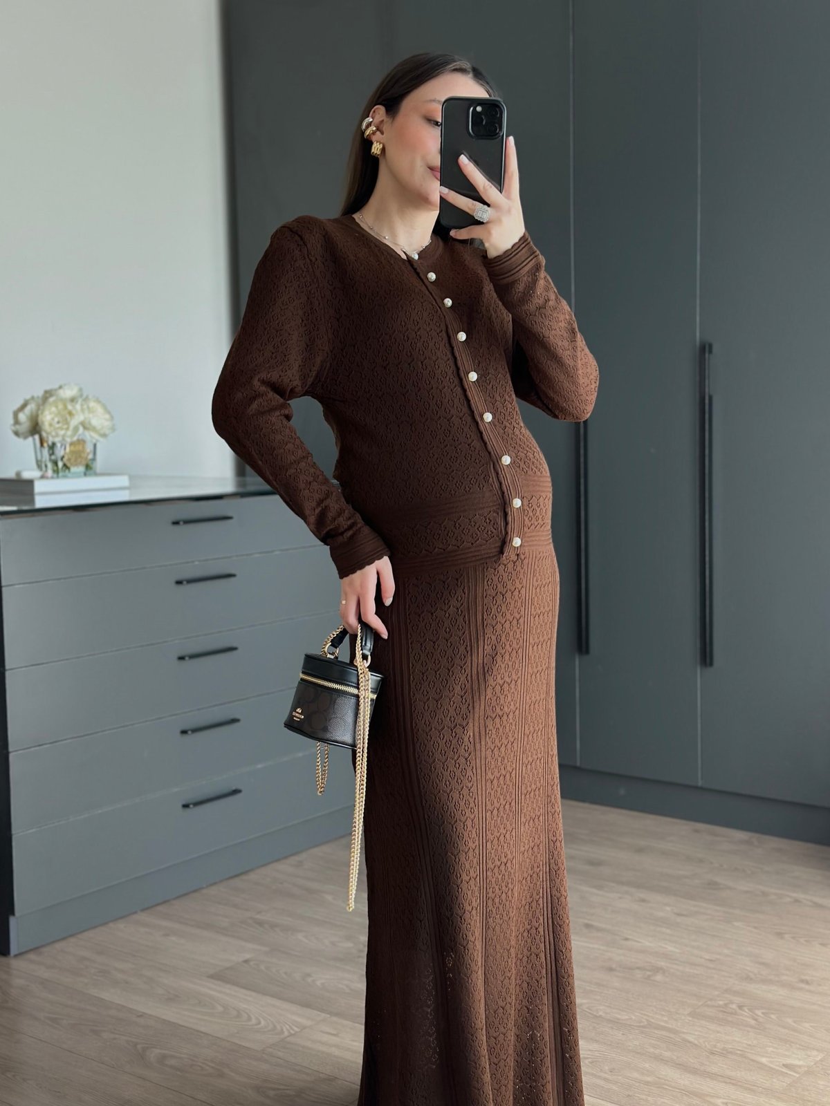 İNCİ DÜĞMELİ DANTEL DETAYLI MAXİ ELBİSE