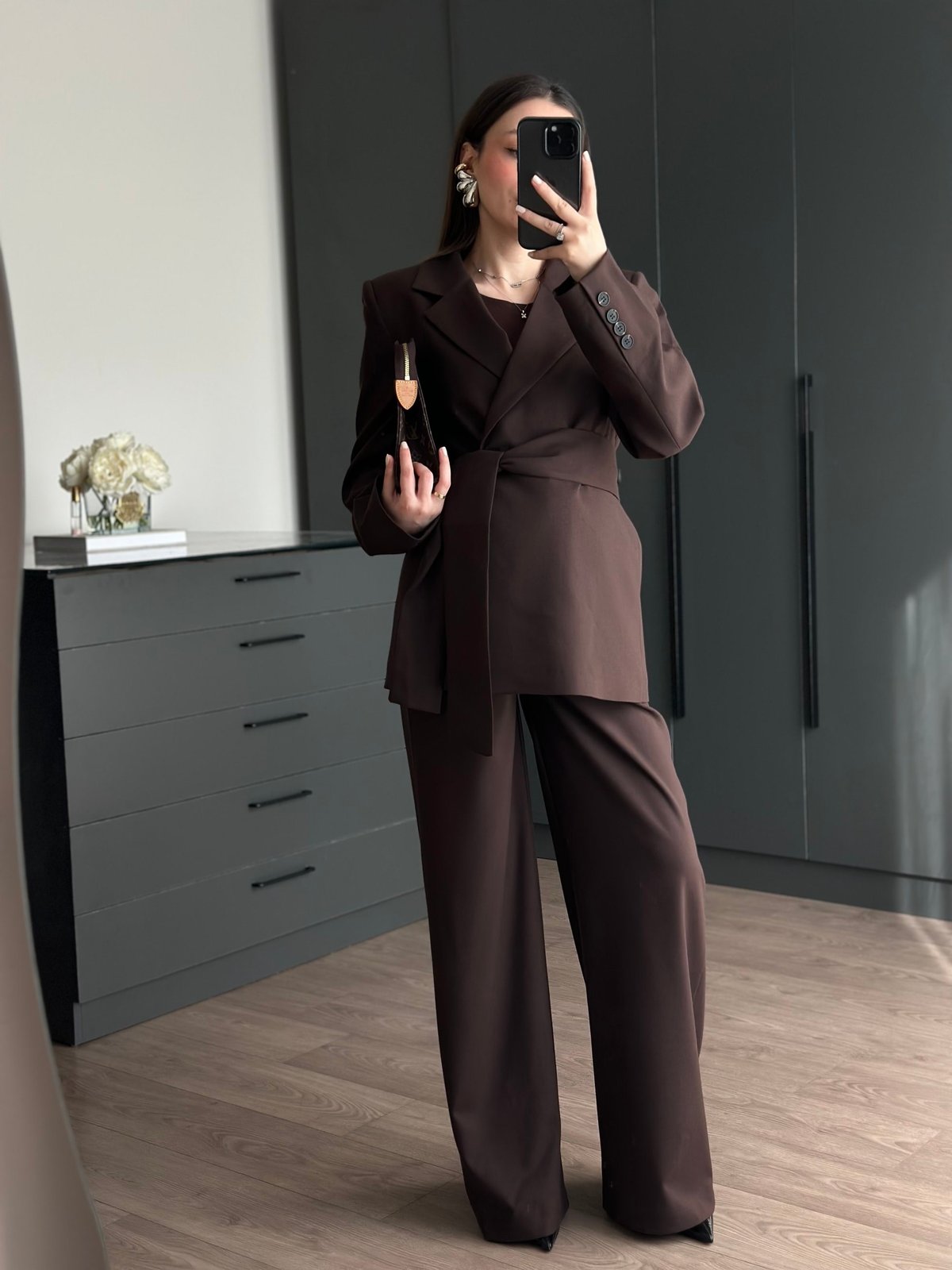 KEMERLİ BLAZER TAKIM