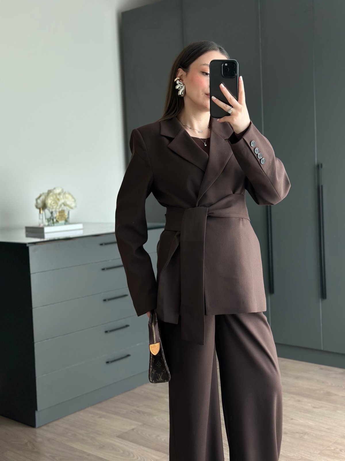 KEMERLİ BLAZER TAKIM