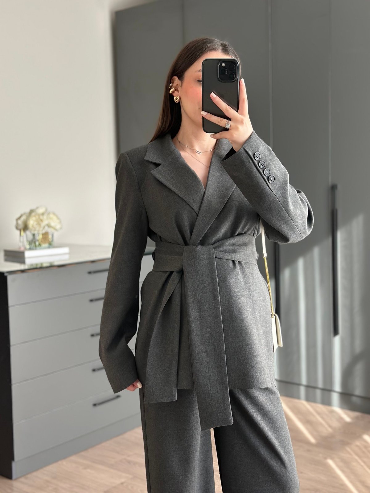KEMERLİ BLAZER TAKIM