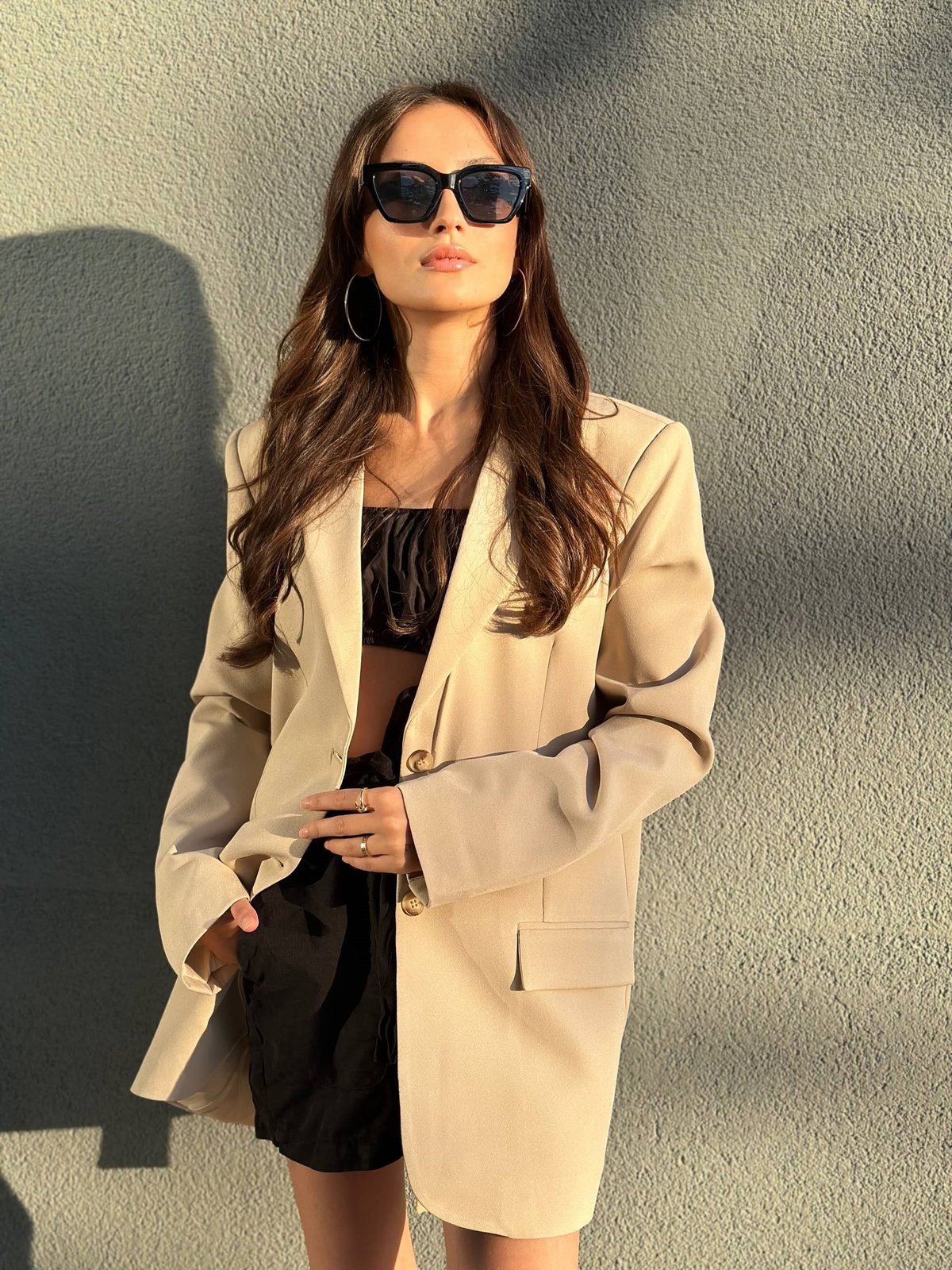 SIRT DEKOLTELİ BLAZER CEKET