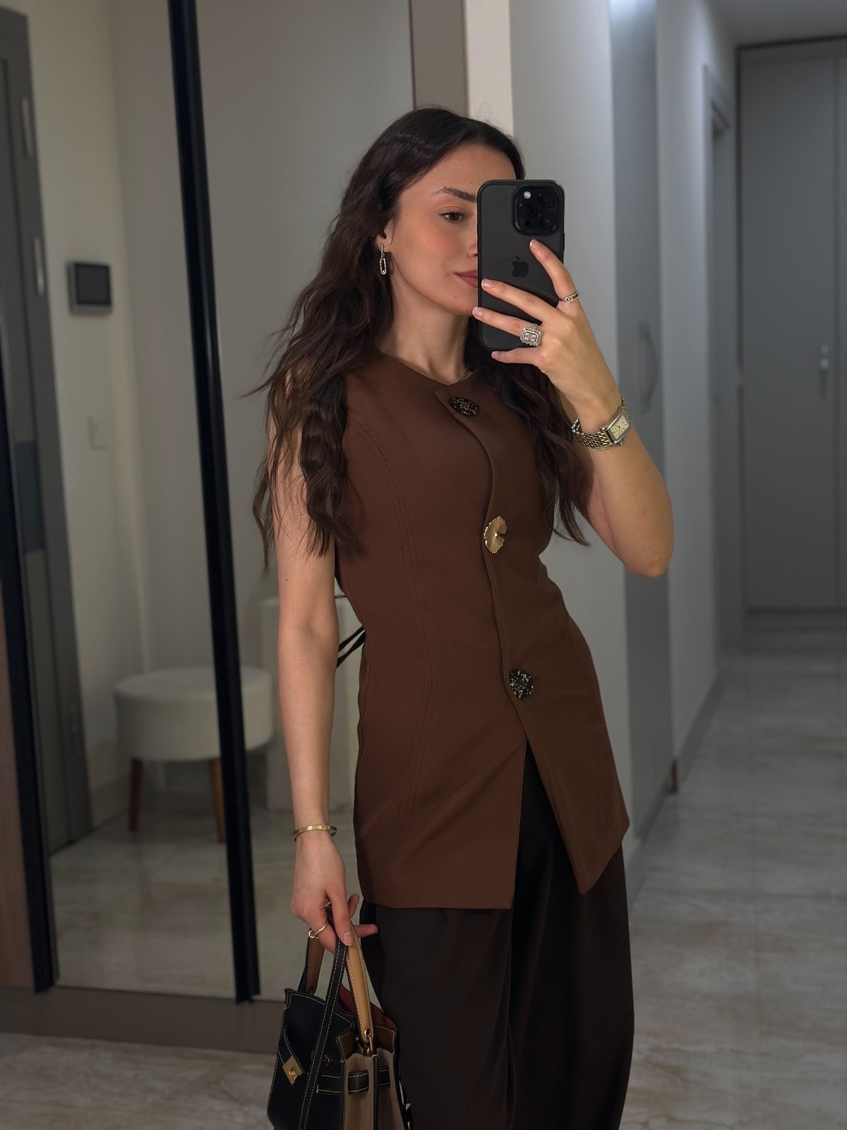 TASARIM DÜĞME DETAYLI BELDEN OTURTMALI BAĞCIKLI YELEK