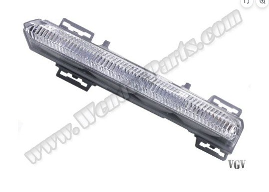 İTHALMERCEDES GÜNDÜZ FARI SAĞ  WENDERA2049069200
