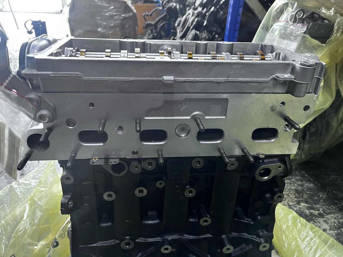 PSASeat 1.6 dizel  CLH, CXX, DDY, DCX ve DGT orijinal sıfır sandık motor04l100090