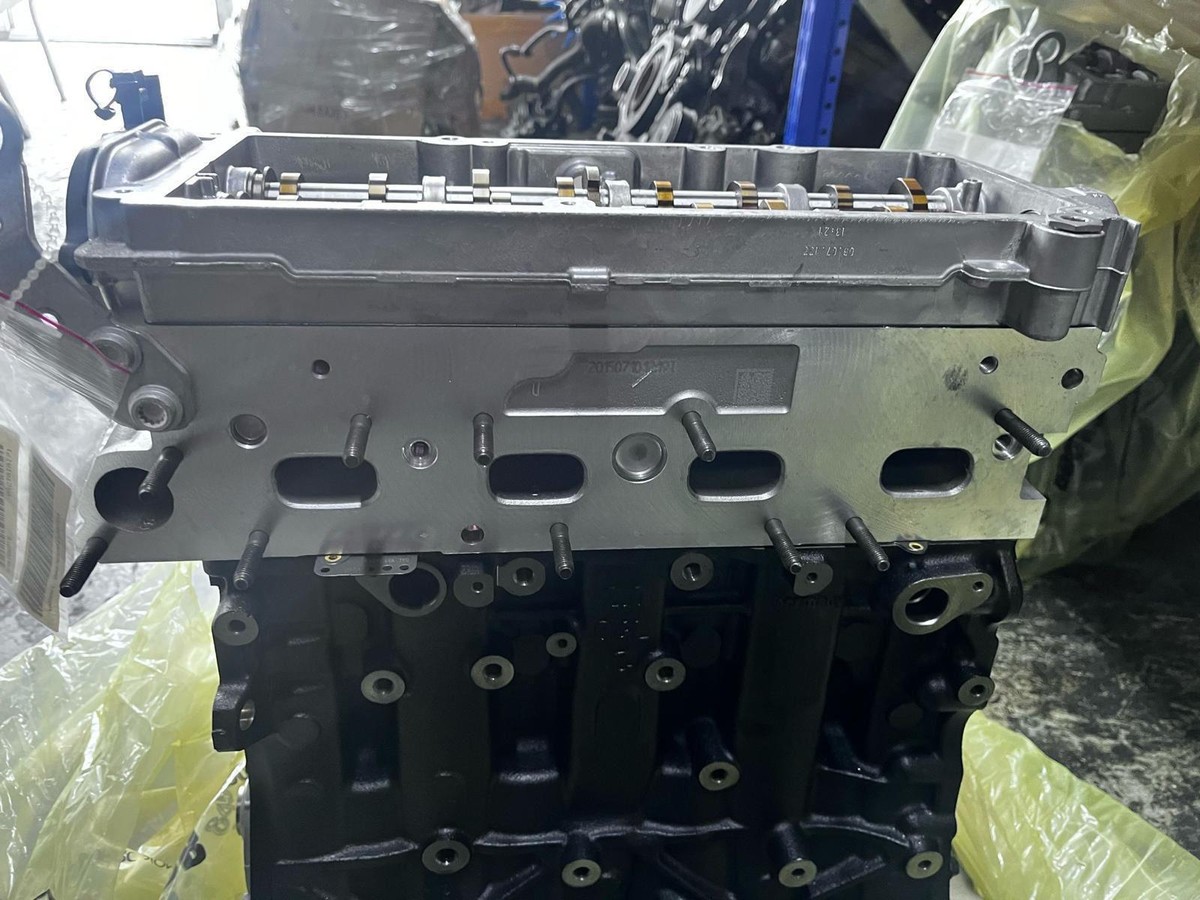PSASeat 1.6 dizel  CLH, CXX, DDY, DCX ve DGT orijinal sıfır sandık motor04l100090