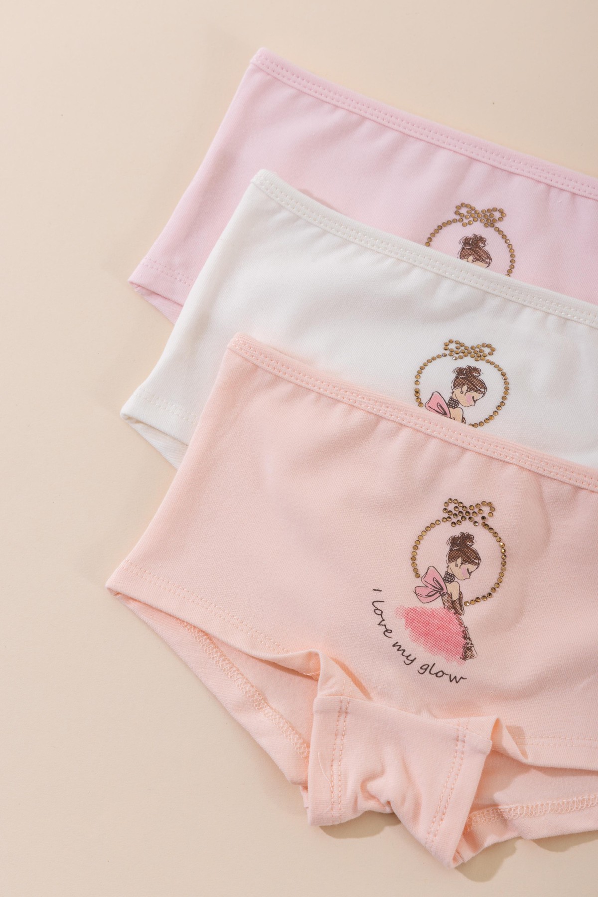Kız Çocuk Pamuklu Renkli Baskılı Likralı Boxer 3'lü Paket 5730 Renkli