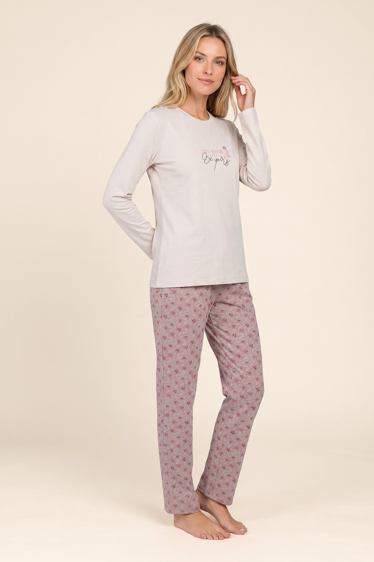 Kadın Pamuklu Bisiklet Yaka Yazı Desenli Uzun Kollu Pijama Takımı 9932 Krem