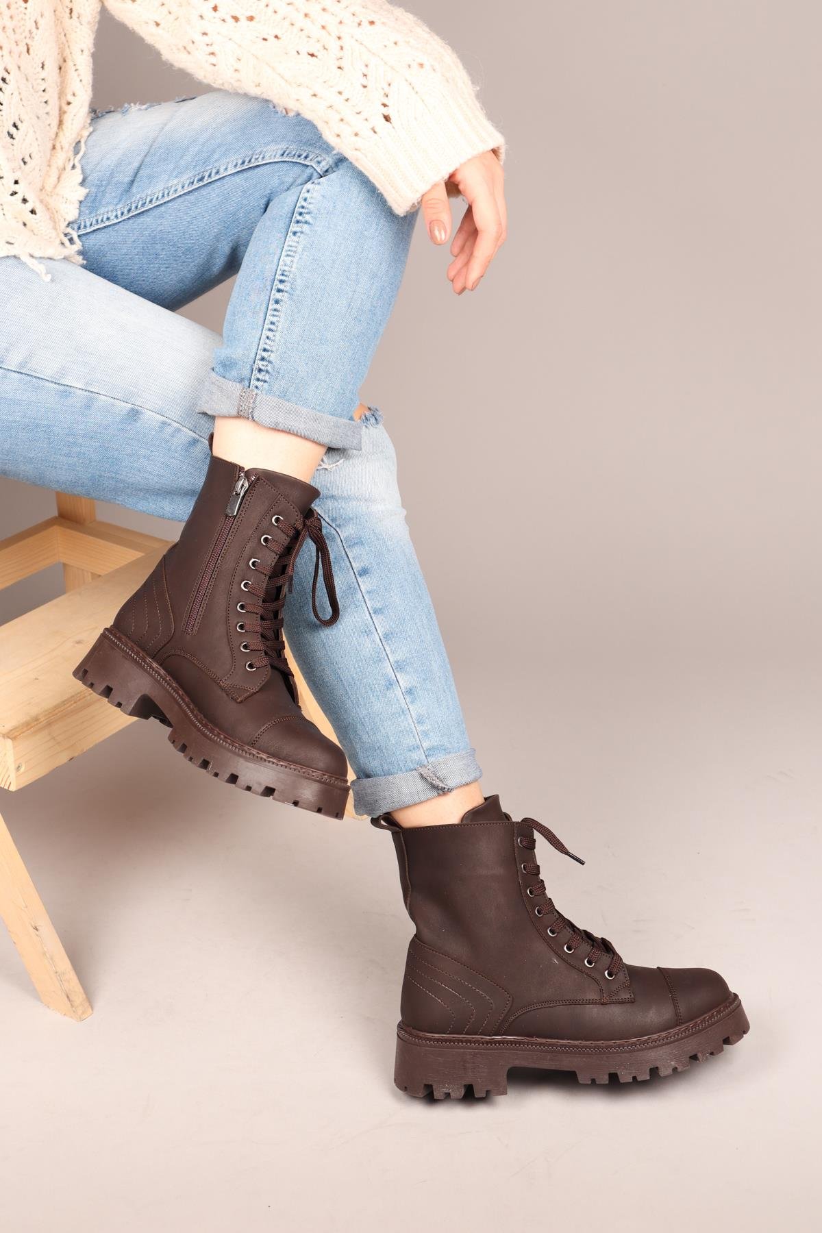 ADRİENN Dikiş Detaylı Kadın Bot KAHVERENGİ