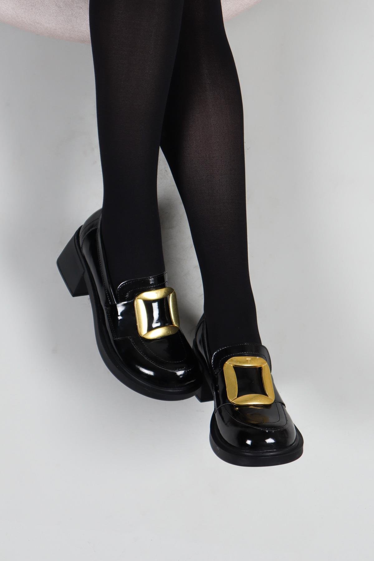 BEATRİZ Tokalı Rugan Topuklu Ayakkabı SİYAH