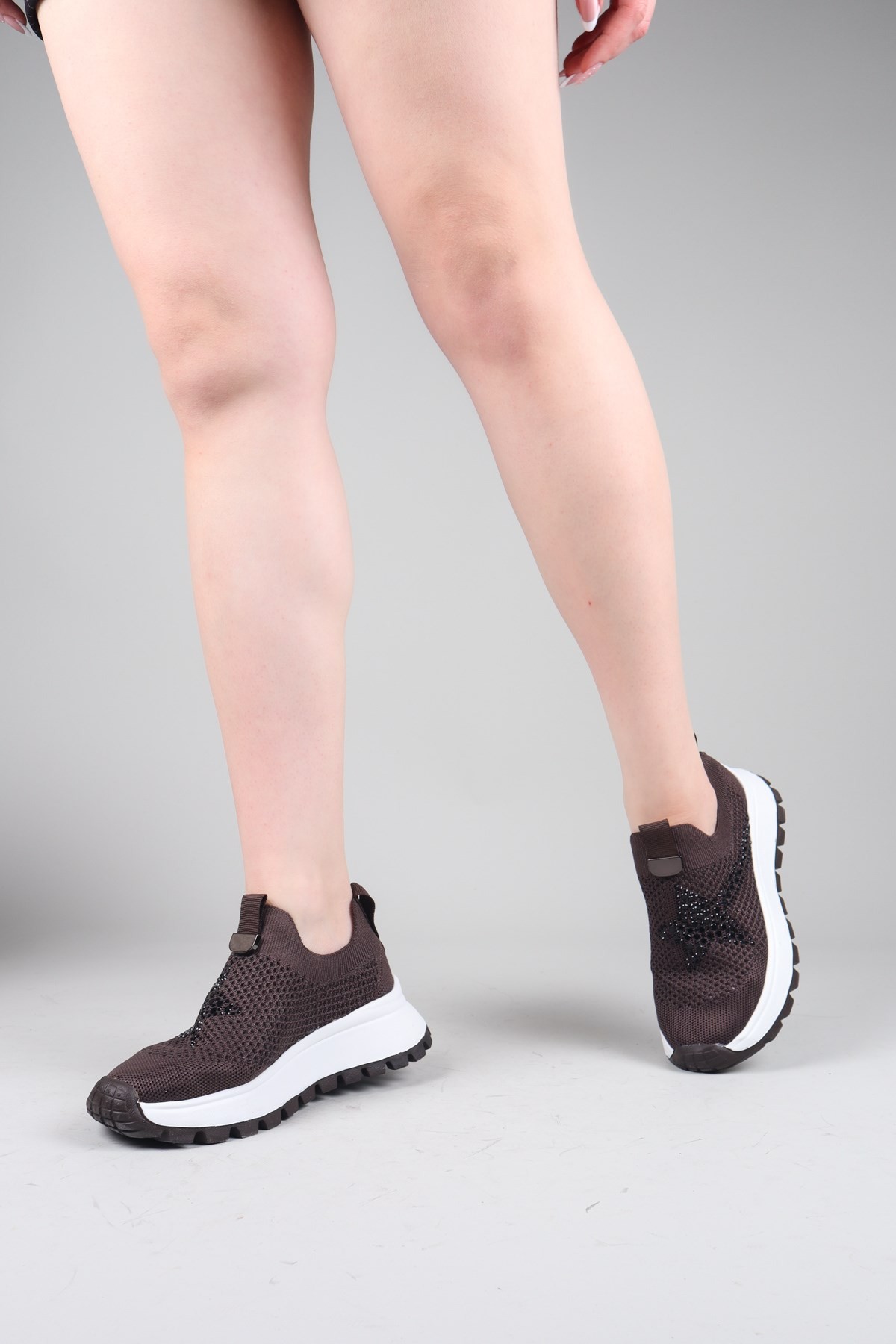 CAMİRİ Taş Aksesuarlı Triko Bağcıksız Sneakers KAHVERENGİ