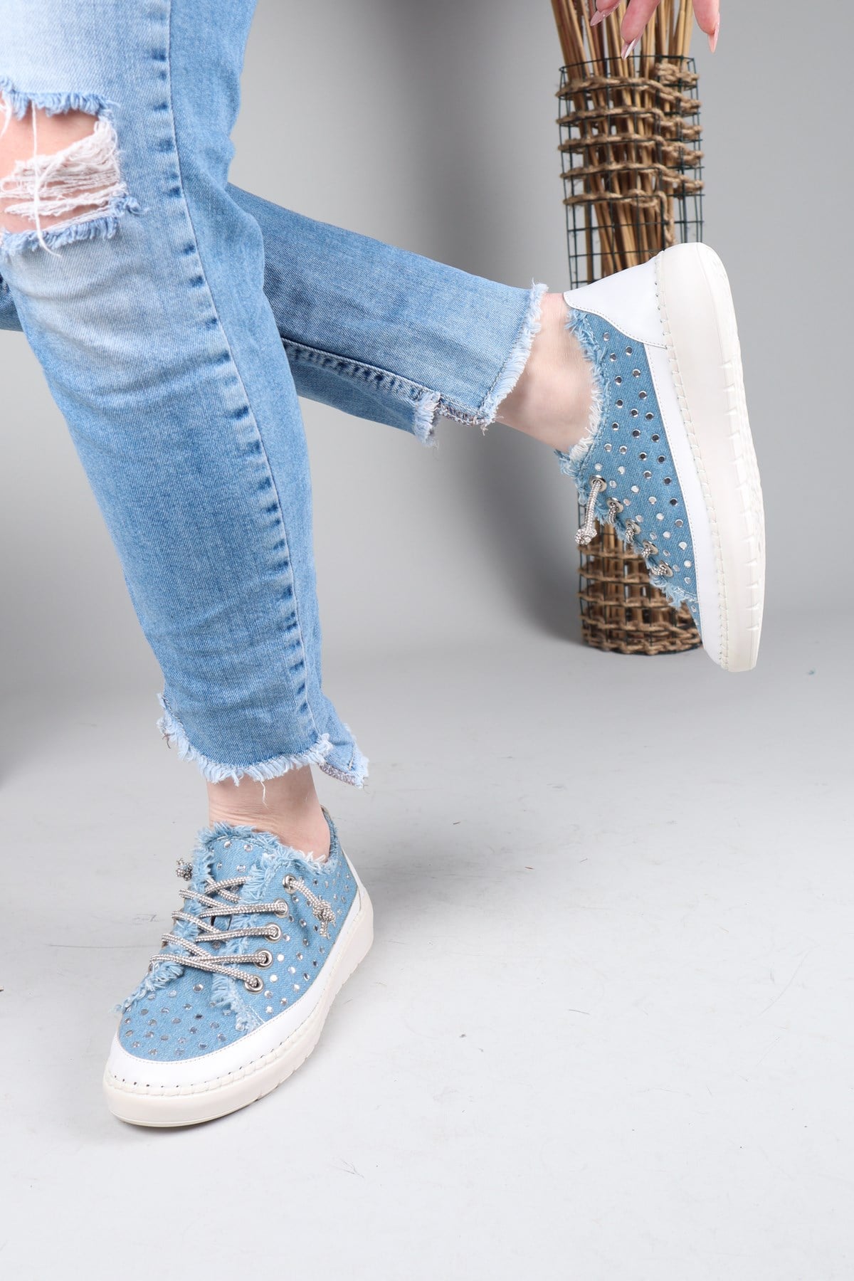 CLARA Tamamı Taş Aksesuarlı Kot Sneakers MAVİ