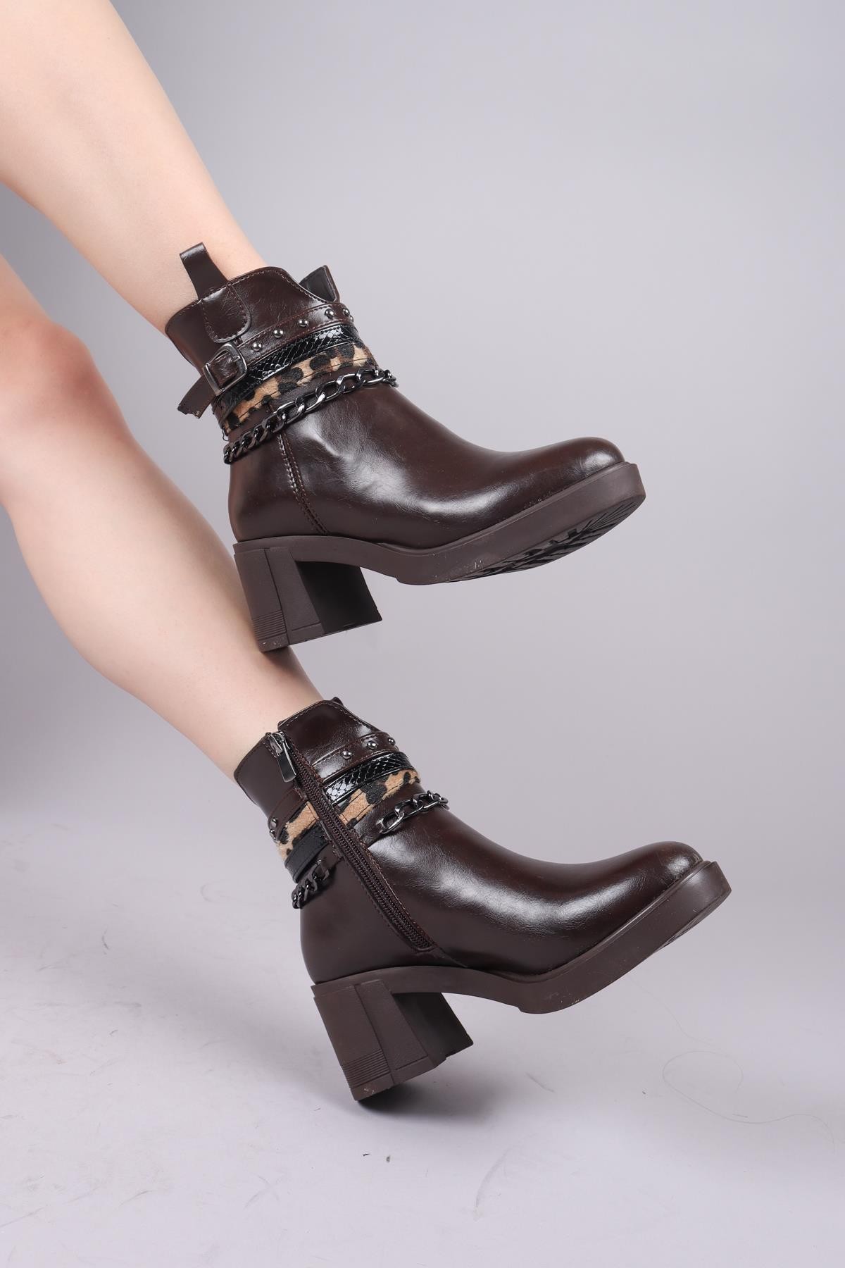 CLARK Leopar Desenli Aksesuarlı Topuklu Bot KAHVERENGİ