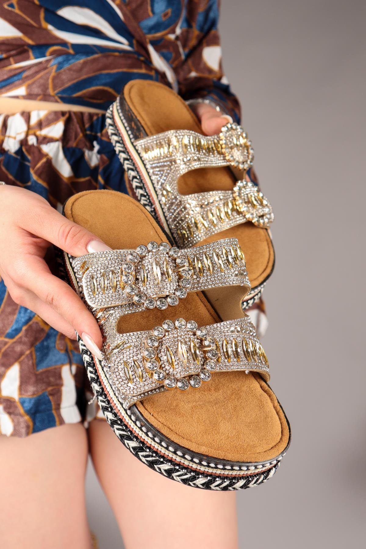 DİAMOND Taşlı Terlik GOLD