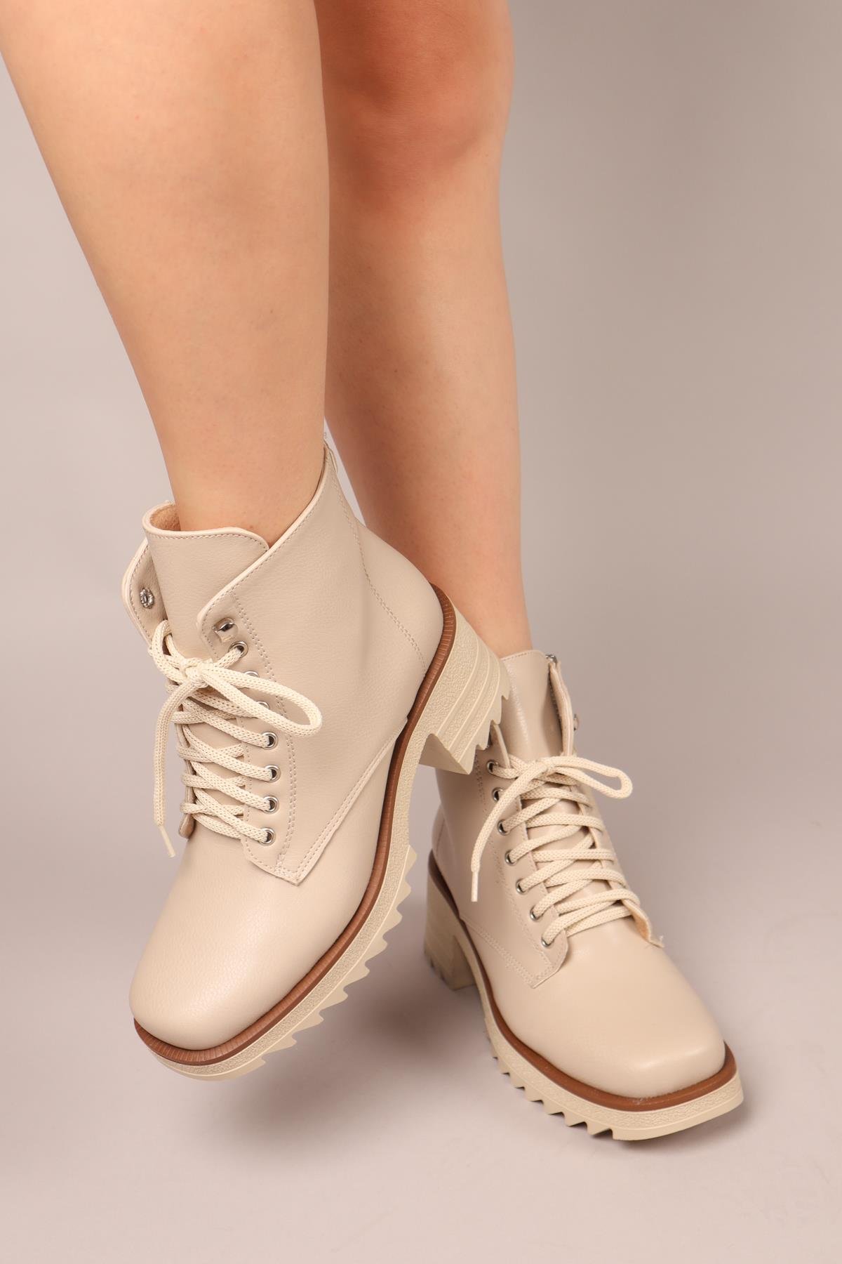 DORRA Kalın Topuklu Bağcıklı Bot TEN