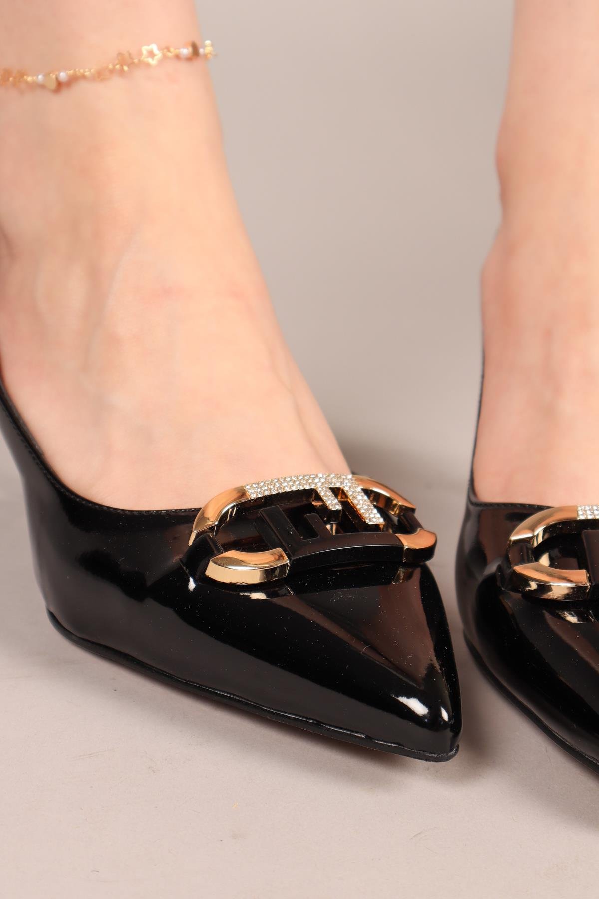 FAUNA Gold Tokalı Rugan Stiletto SİYAH