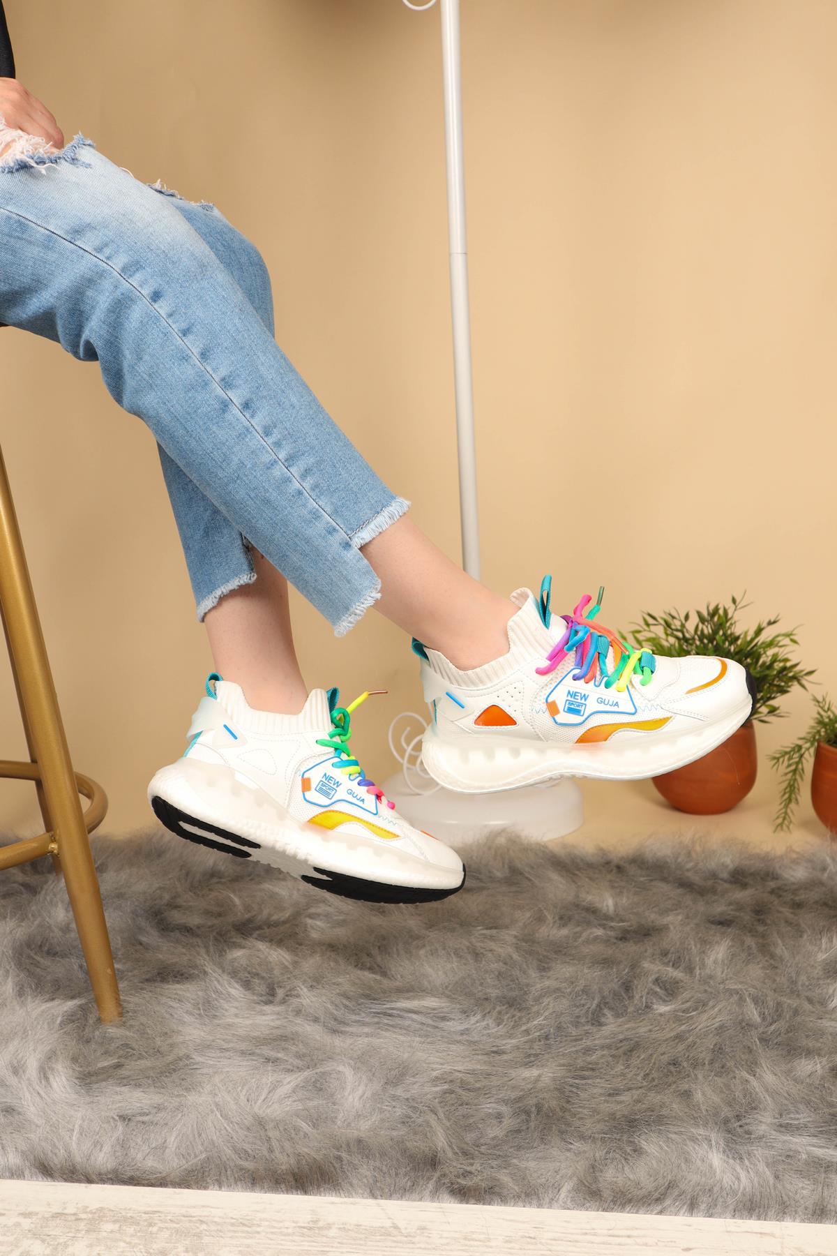 GUJA Renkli Bağcıklı Triko Unisex Spor Ayakkabı BEYAZ