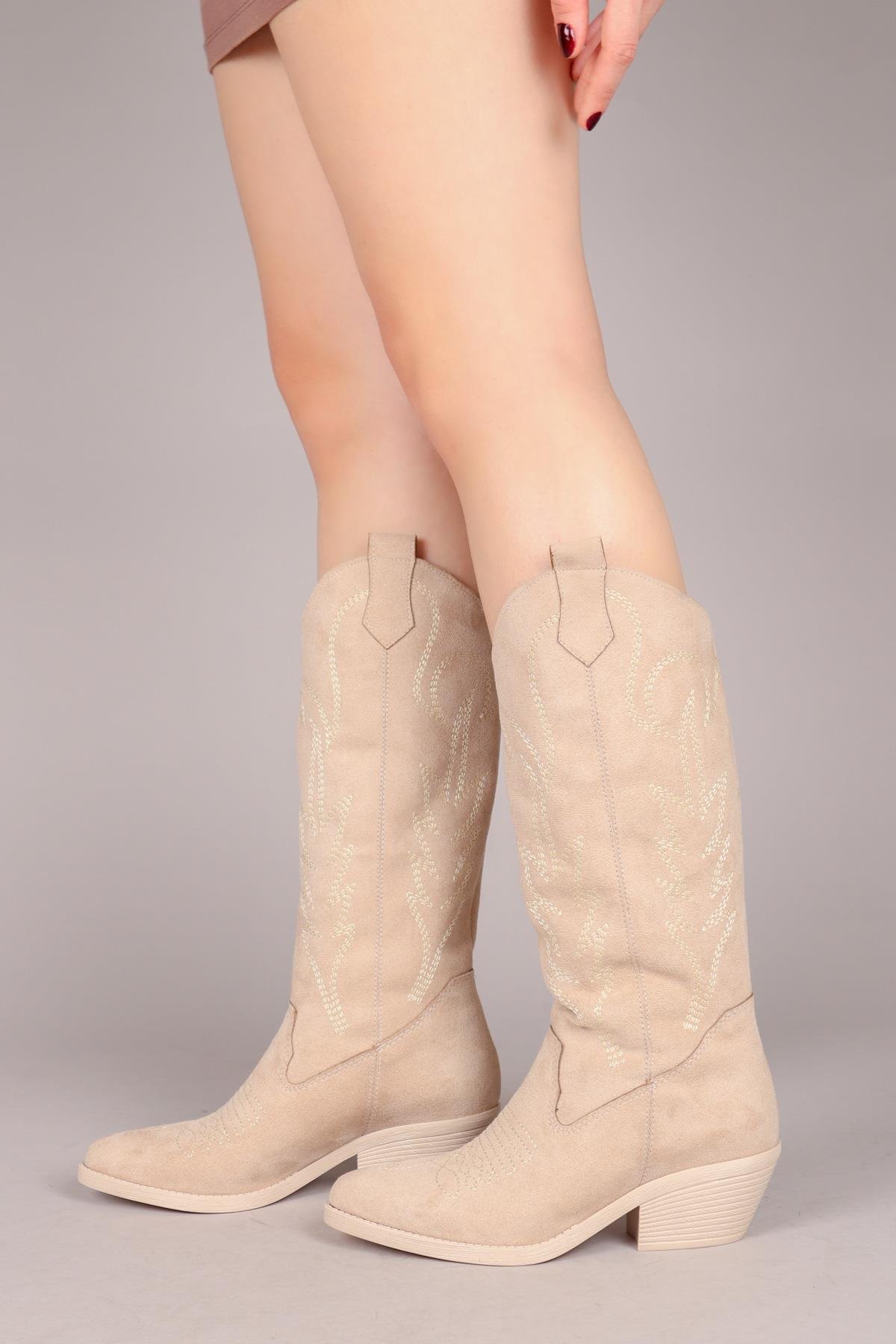 INKERI Nakışlı Süet Çizme TEN