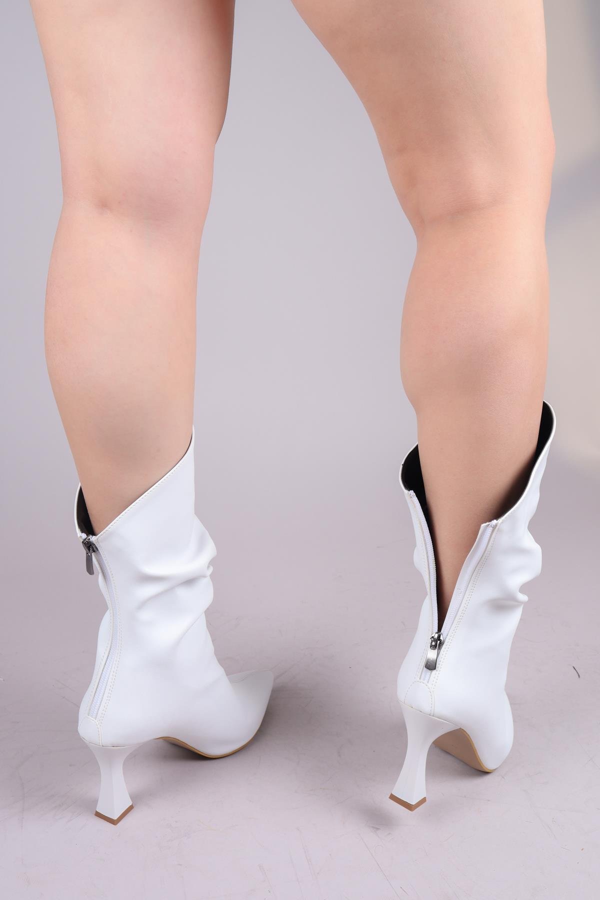 JEHONA Topuklu Yarım Çizme BEYAZ