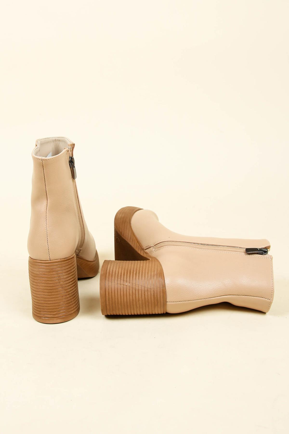 Kalın Topuklu Bot NUT