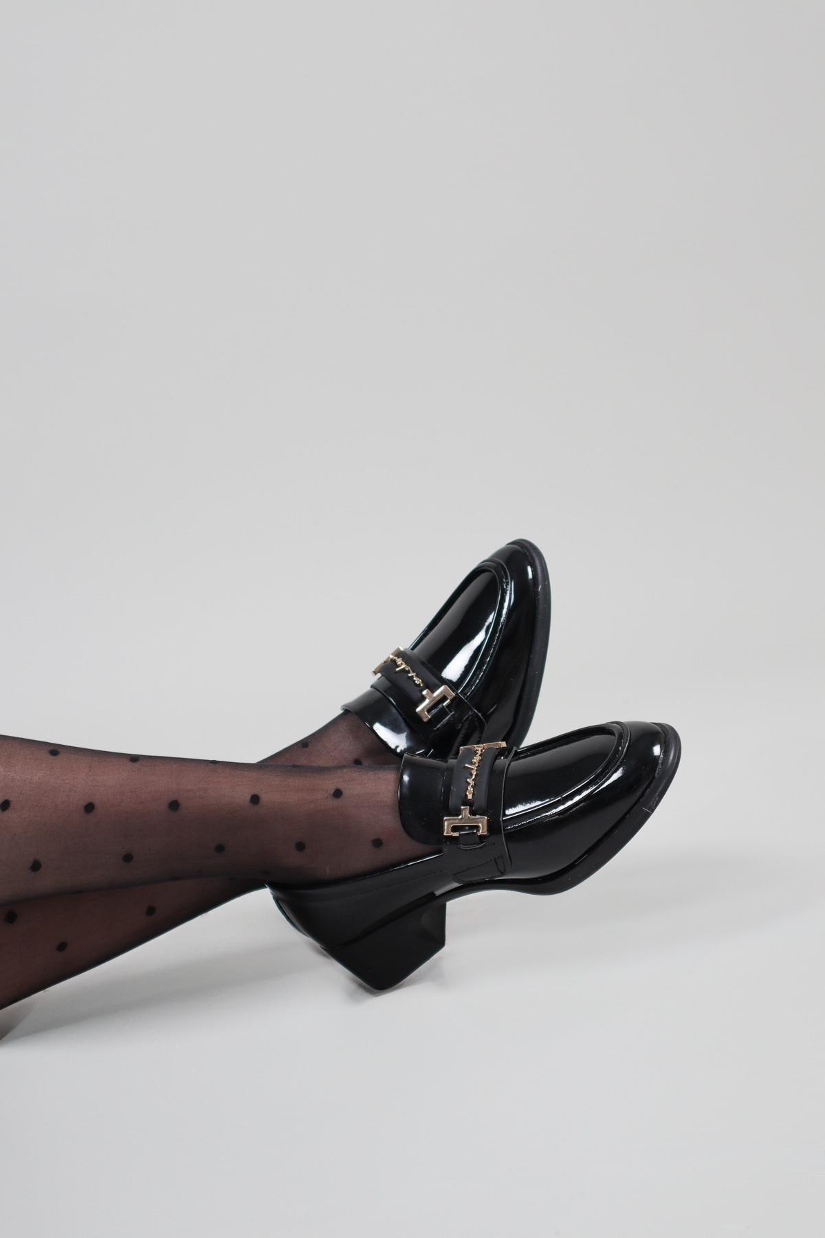 LİNA Rugan Loafer SİYAH