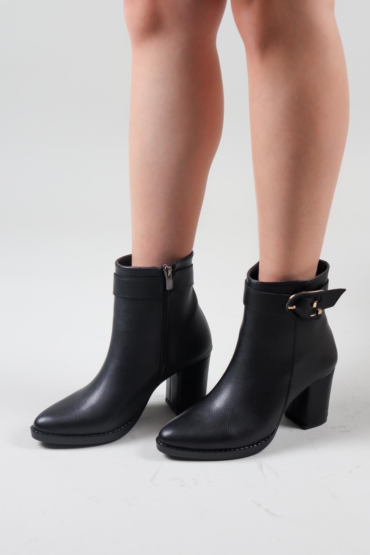 MAGDOLNA Kemerli Kadın Topuklu Bot SİYAH