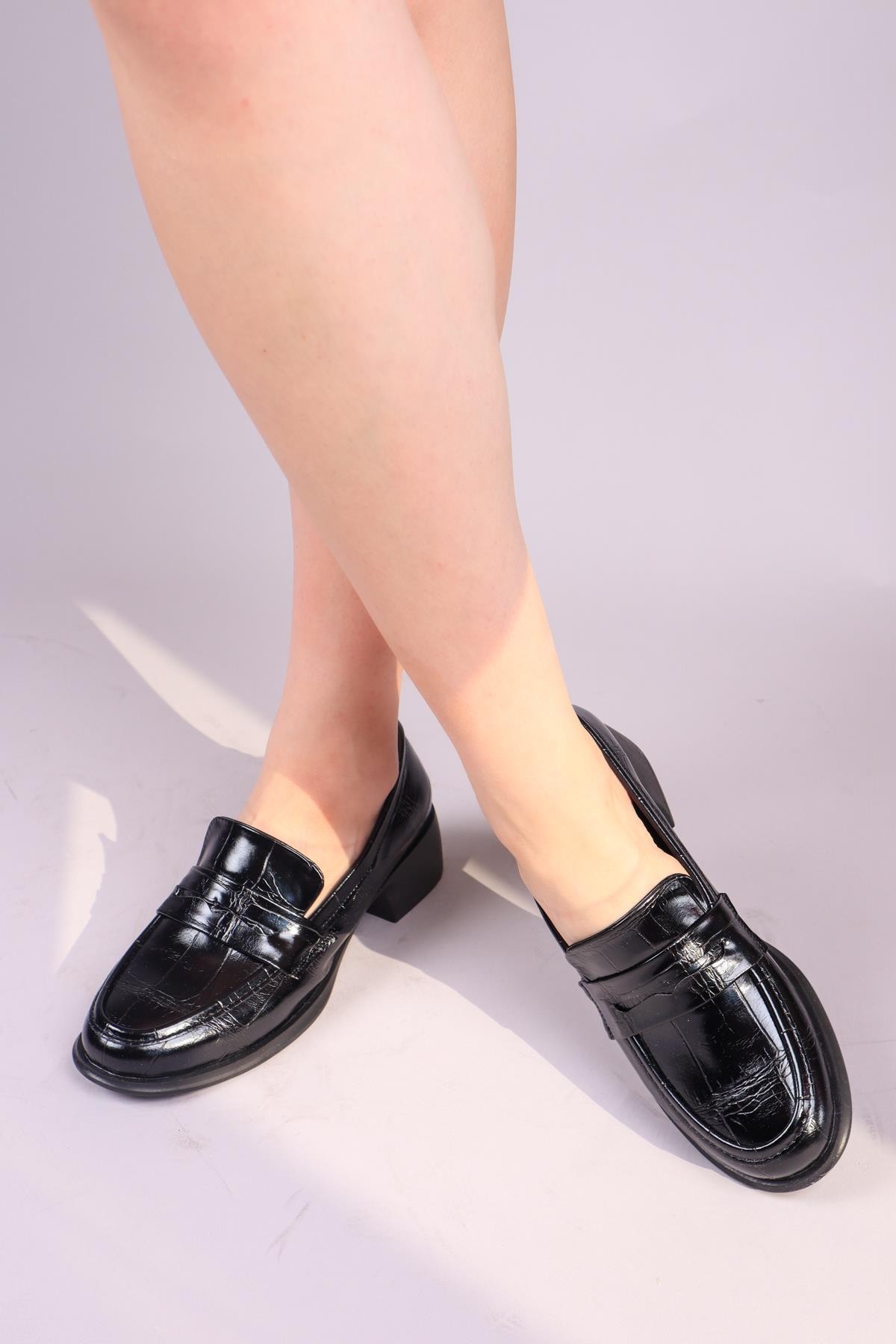 MELROSE Kroko Desenli Loafer SİYAH