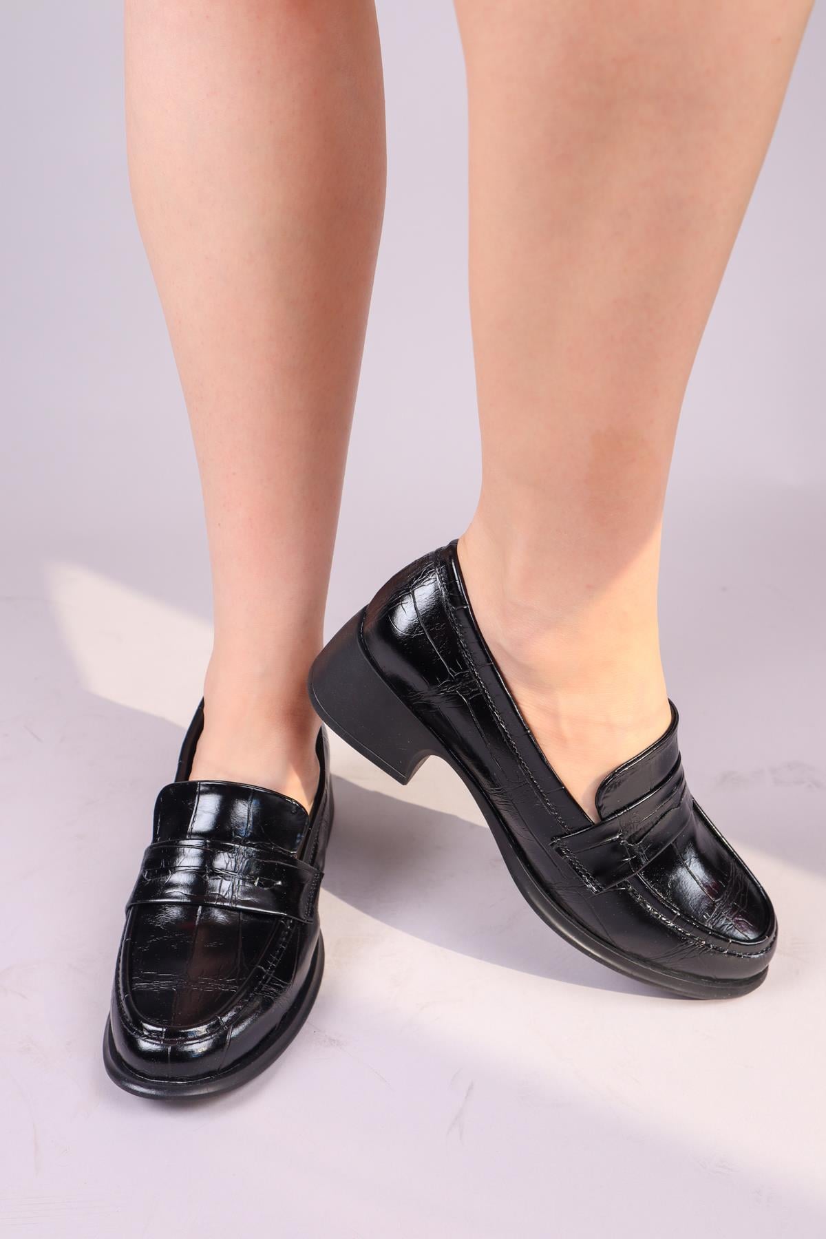 MELROSE Kroko Desenli Loafer SİYAH