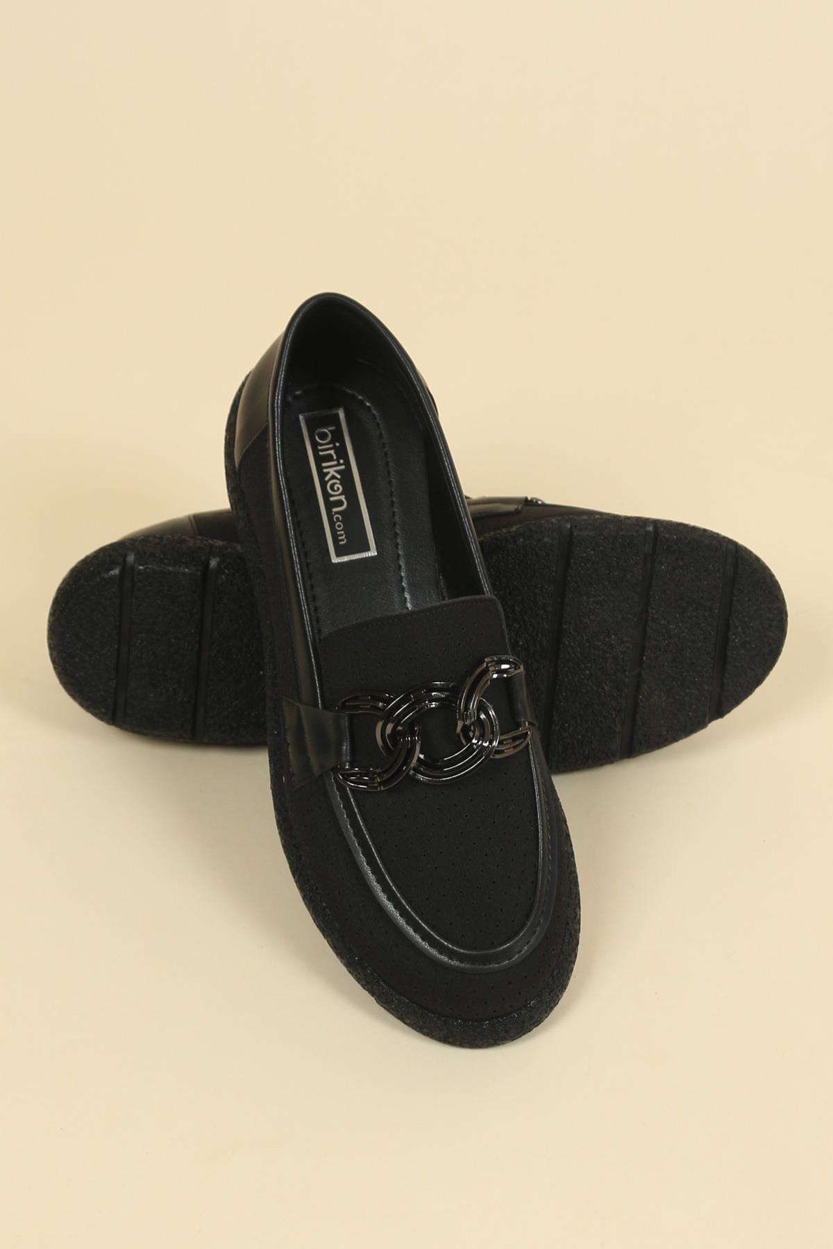 Metal Halkalı Delikli Loafer SİYAH