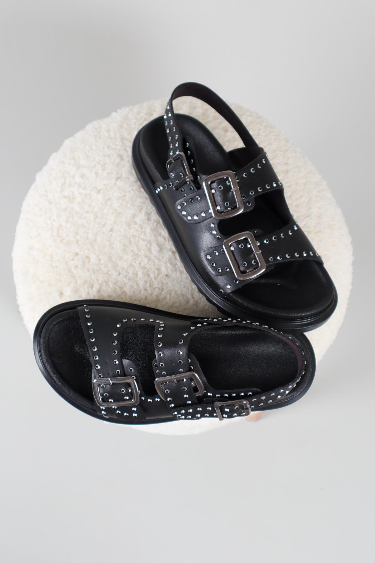 Mila Taşlı Çift Tokalı Arkadan Bağlamalı Sandalet SİYAH