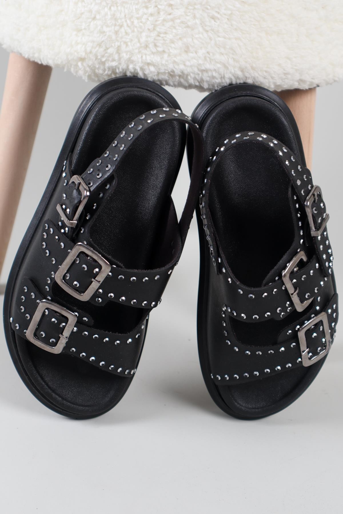 Mila Taşlı Çift Tokalı Arkadan Bağlamalı Sandalet SİYAH