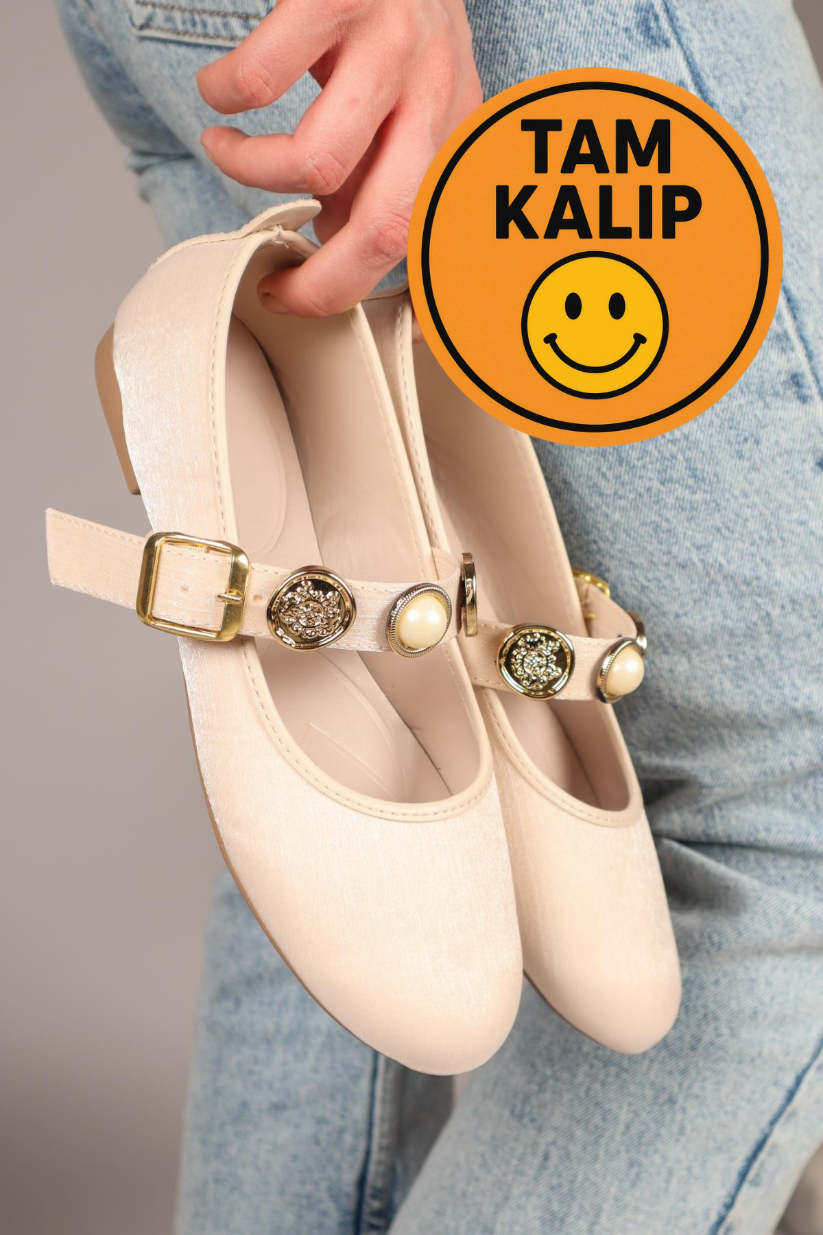 OWO Gold Aksesuarlı Babet TEN