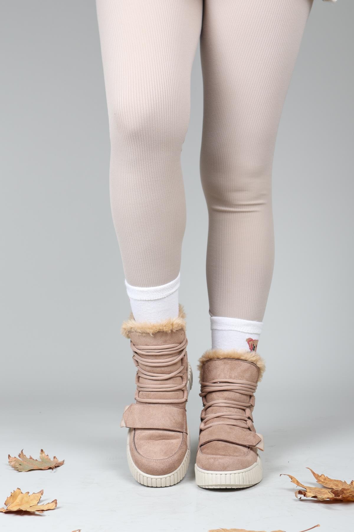 RENEE Bağcıklı Cırtlı Bot NUT