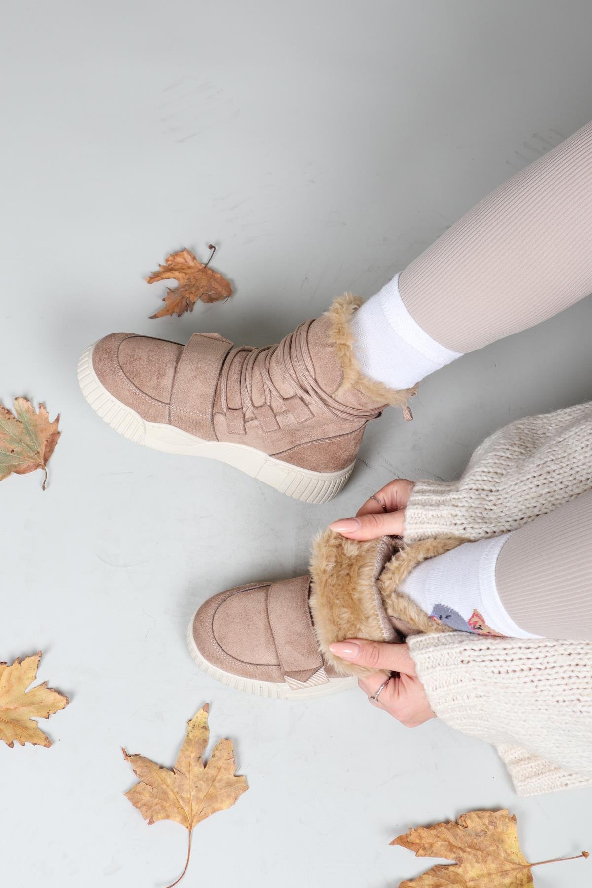 RENEE Bağcıklı Cırtlı Bot NUT