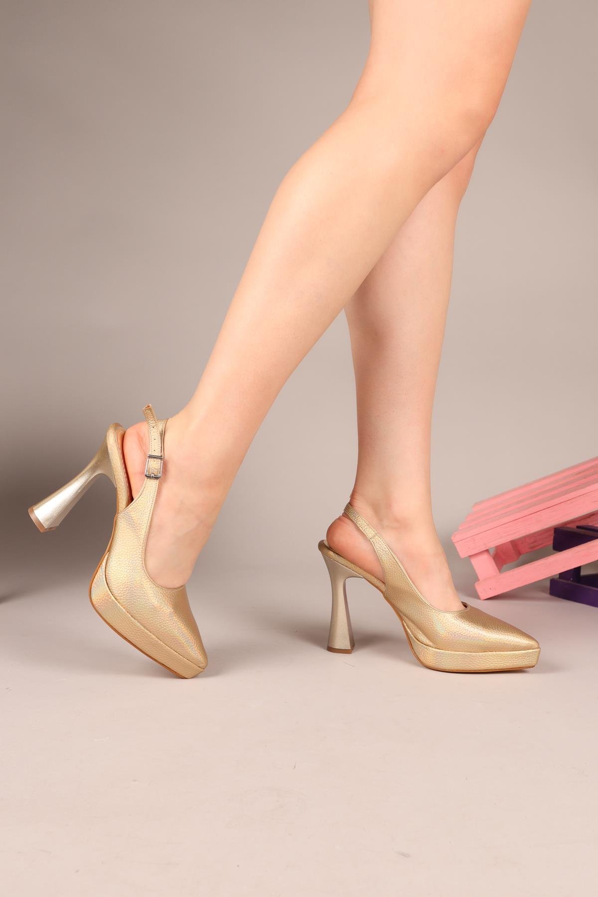 RENİSA Platform Topuklu Stiletto GOLD