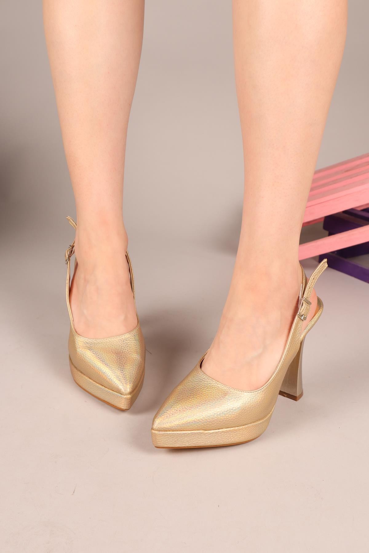 RENİSA Platform Topuklu Stiletto GOLD