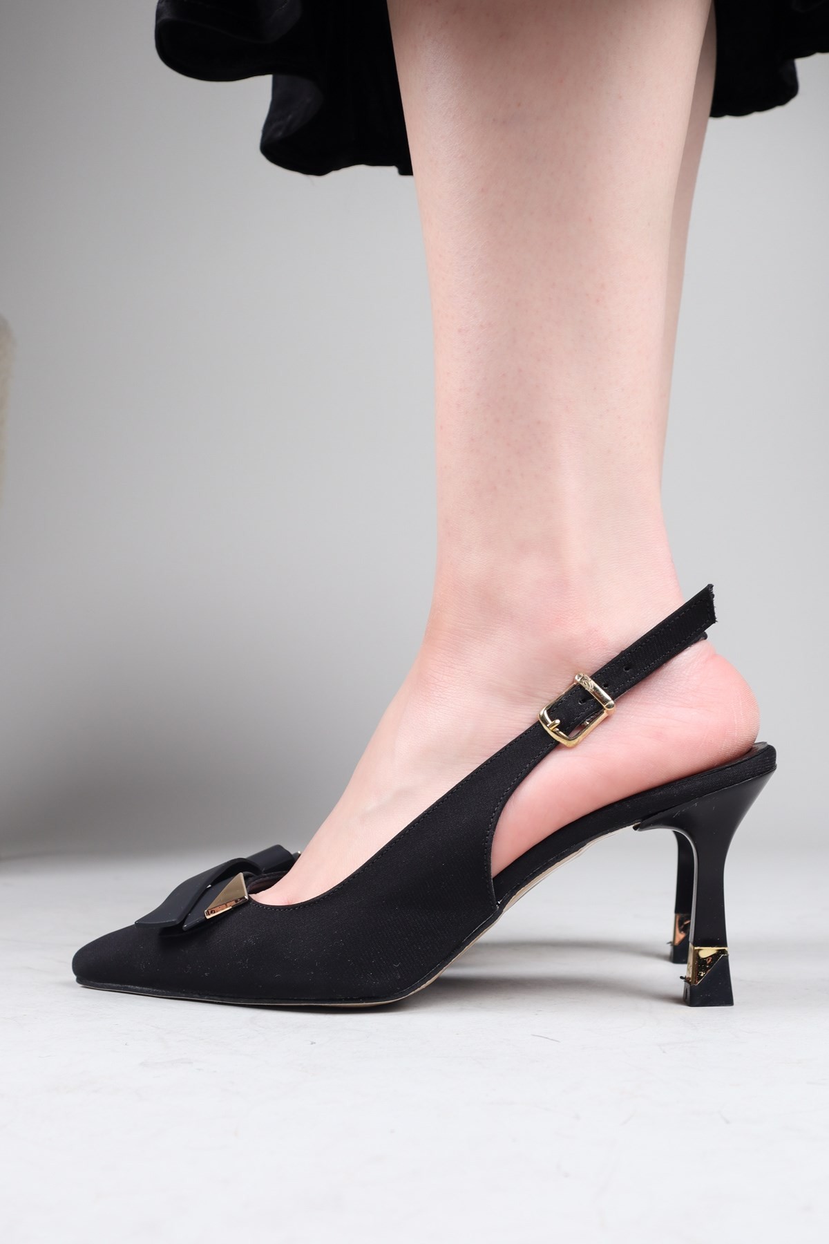 VELİKA Topuk ve Toka Detaylı Stiletto SİYAH