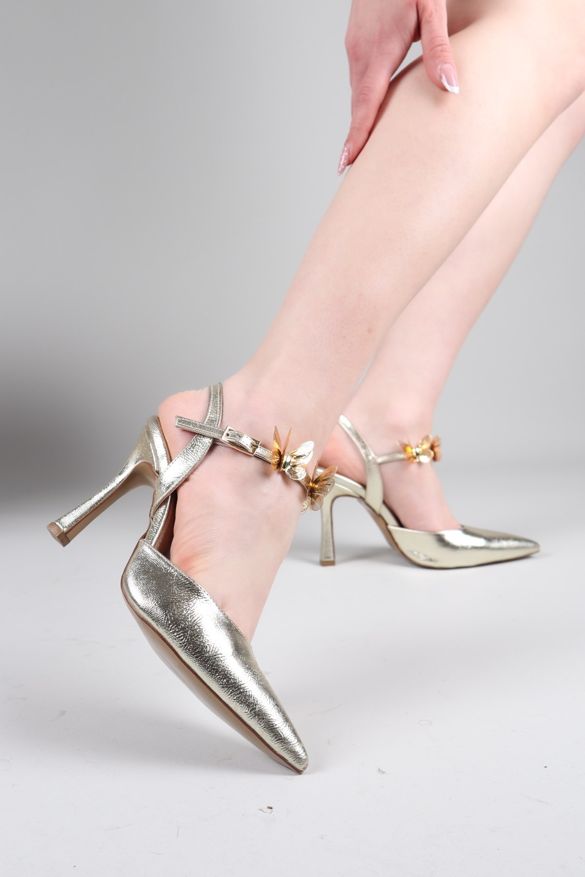 VİACHA Kelebek Tokalı Arkası Açık Stiletto GOLD