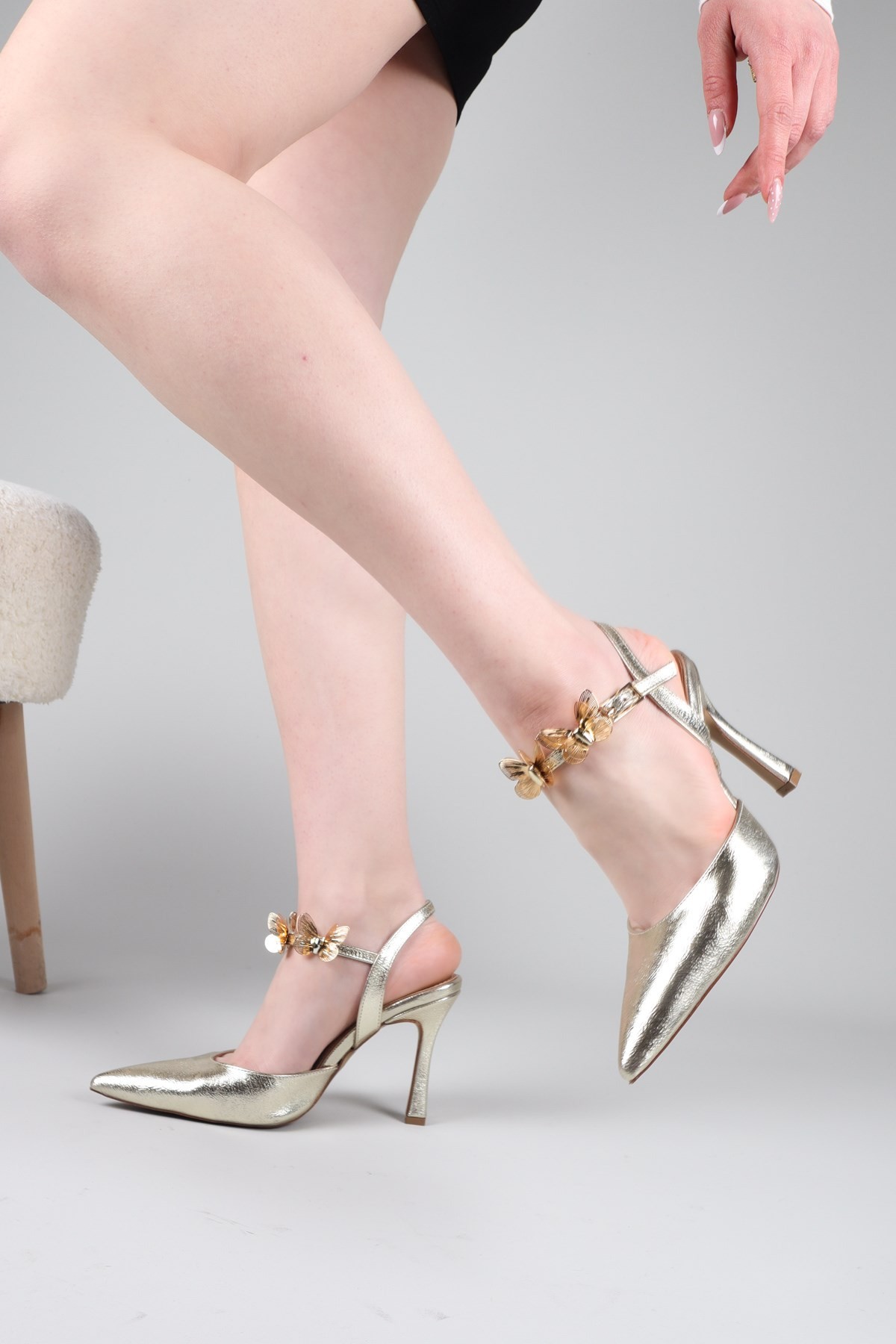 VİACHA Kelebek Tokalı Arkası Açık Stiletto GOLD