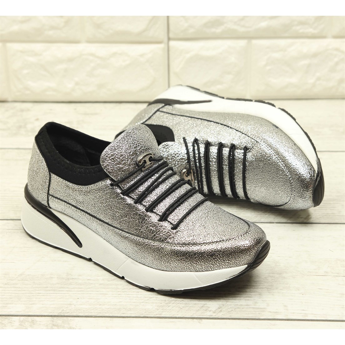 2019/Kristal Gümüş Sneakers
