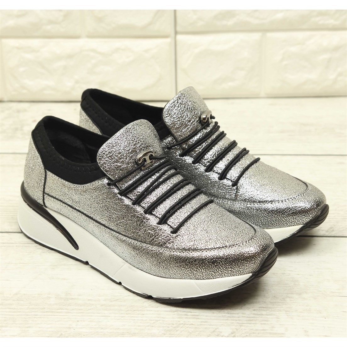2019/Kristal Gümüş Sneakers