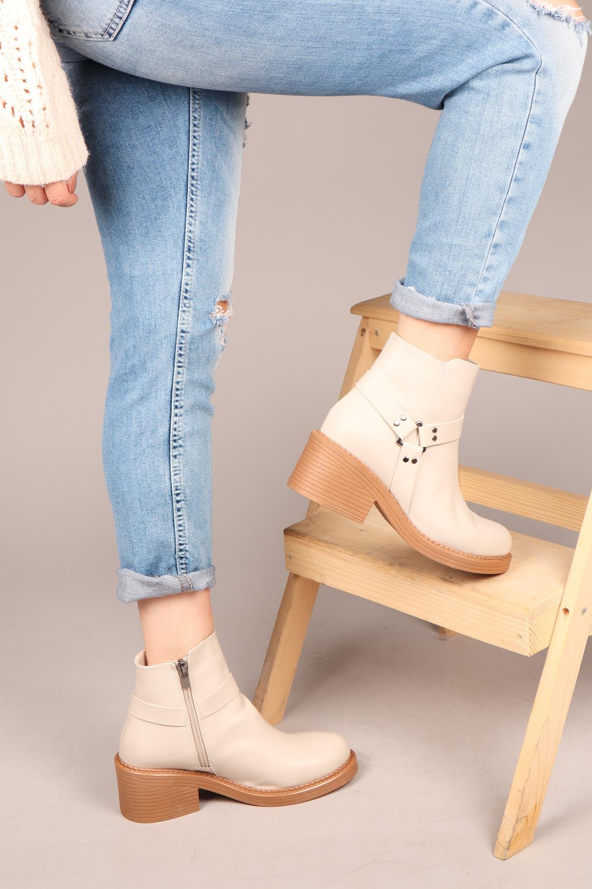 ANETA Fermuarlı Kısa Kadın Bot KREMBOT