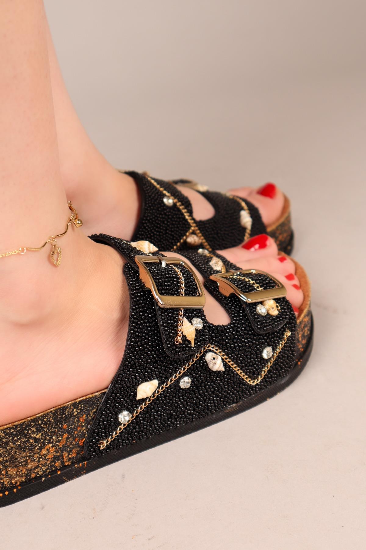 ARTEMİS Mini Aksesuarlı Terlik SİYAHTERLİK