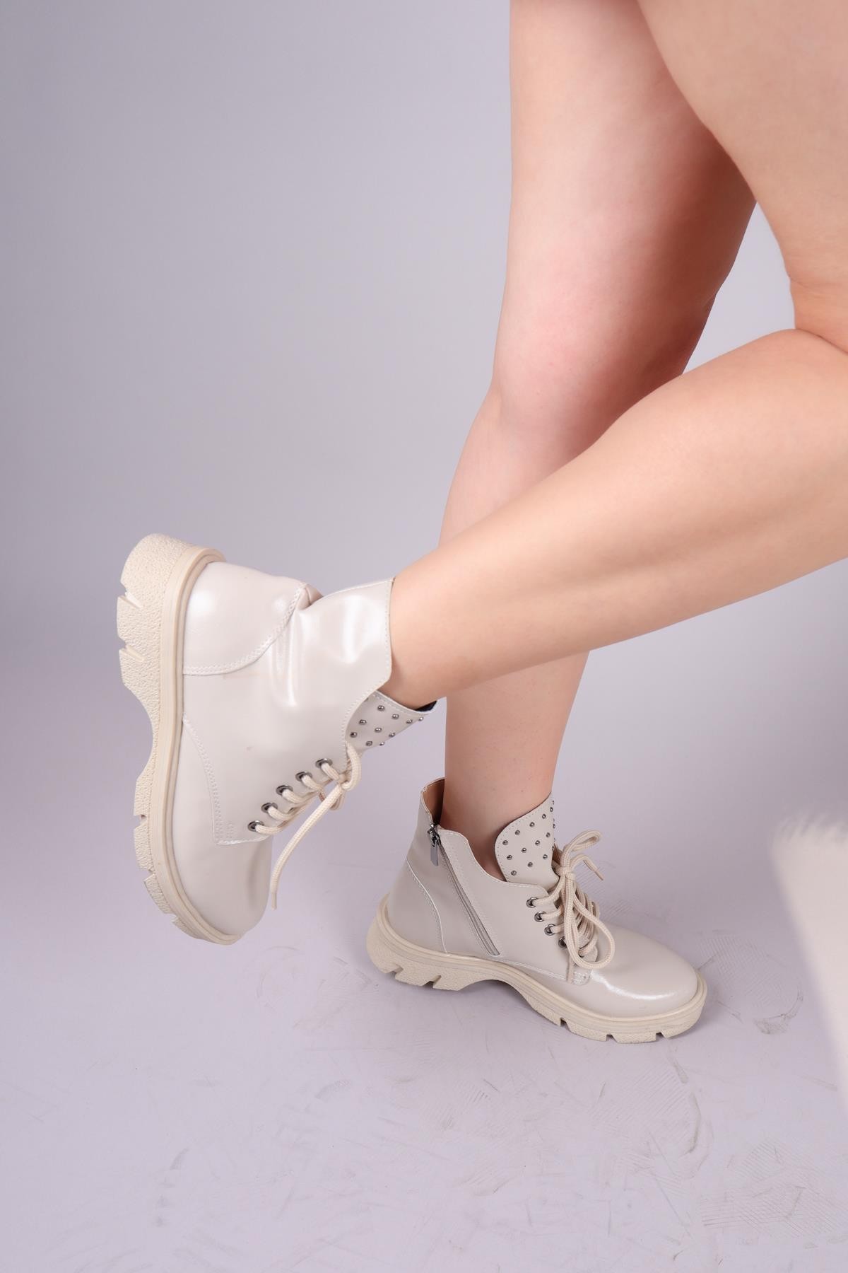 BANDA Troklu Bağcıklı Bot TENBOT