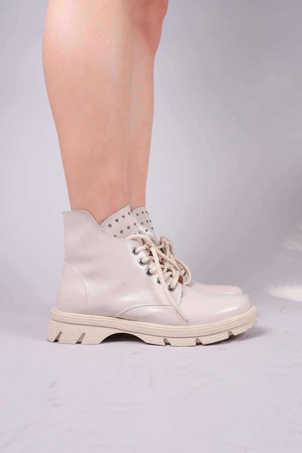 BANDA Troklu Bağcıklı Bot TENBOT