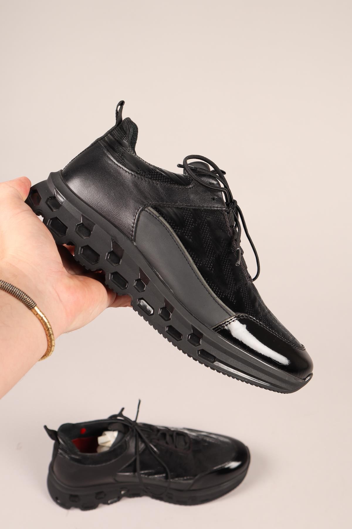 Baskı Detaylı Garnili Erkek Casual Ayakkabı SİYAHERKEK