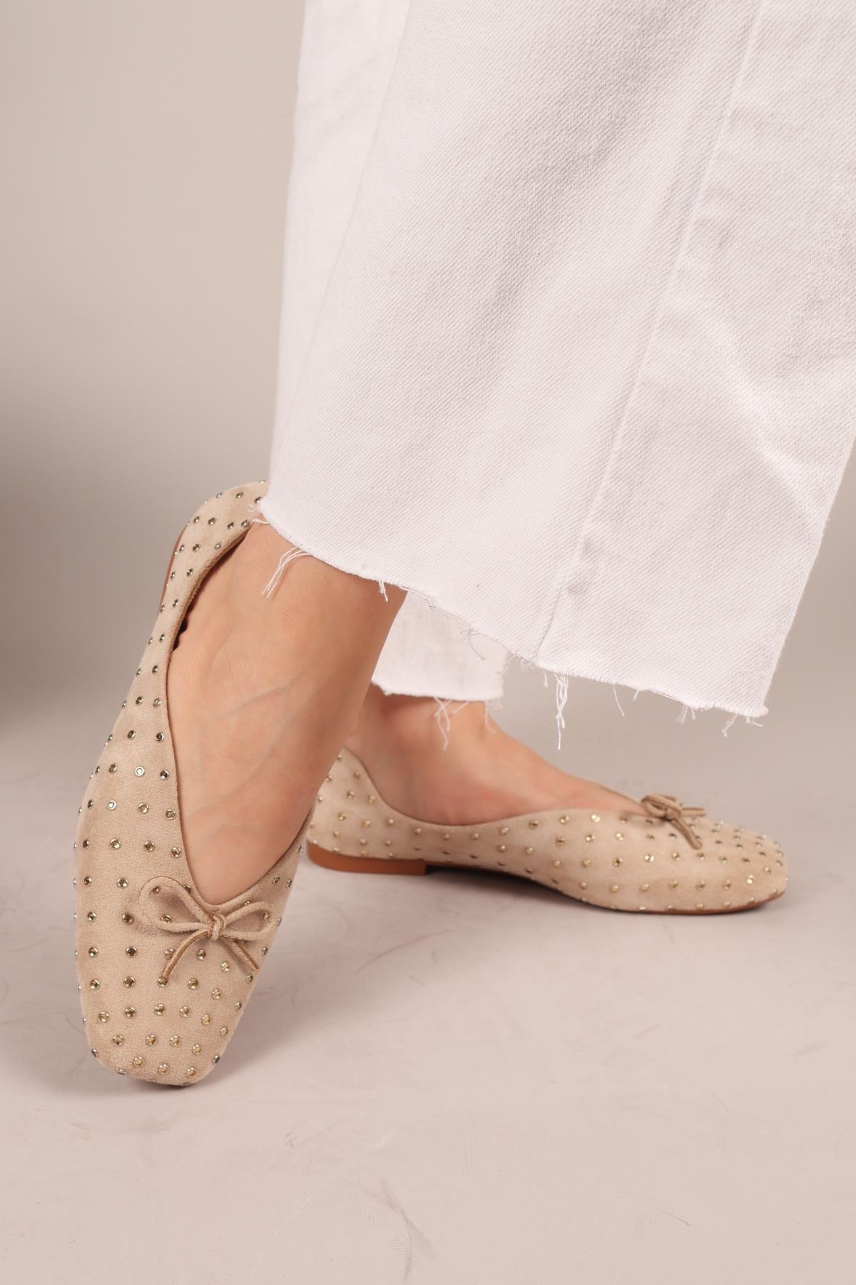 BOTROP Fiyonklu Süet Babet BEJBABET