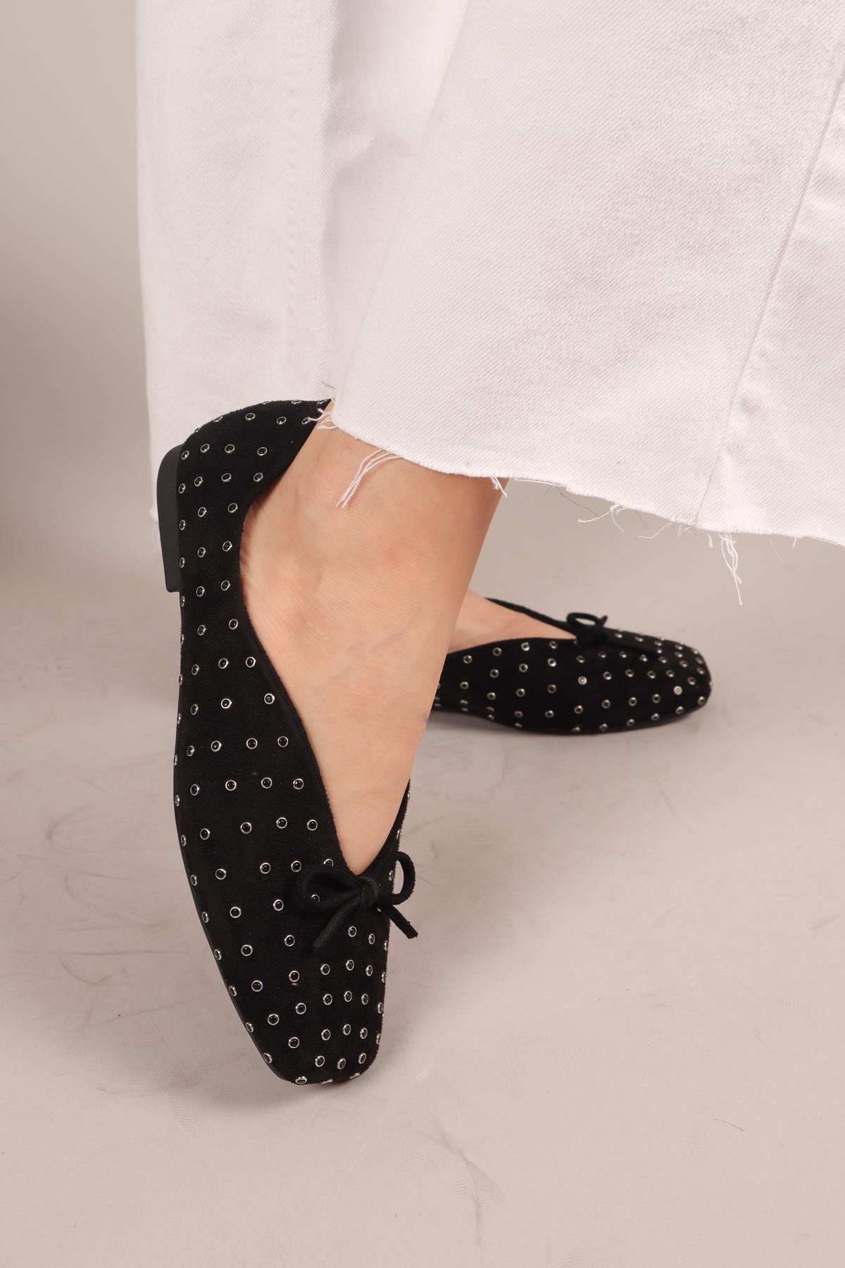 BOTROP Fiyonklu Süet Babet SİYAHBABET